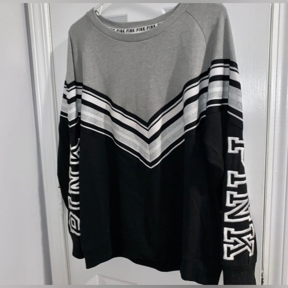 PINK Victoria's Secret Sweatshirt Womens Medium Black Gray Campus Oversize Logo